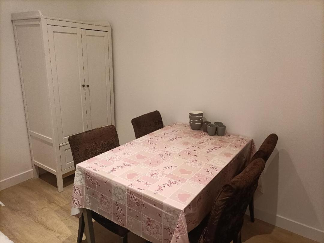 A 7 Minutes De L'Aeroport Cdg 1 Bed and Breakfast Thieux  Εξωτερικό φωτογραφία